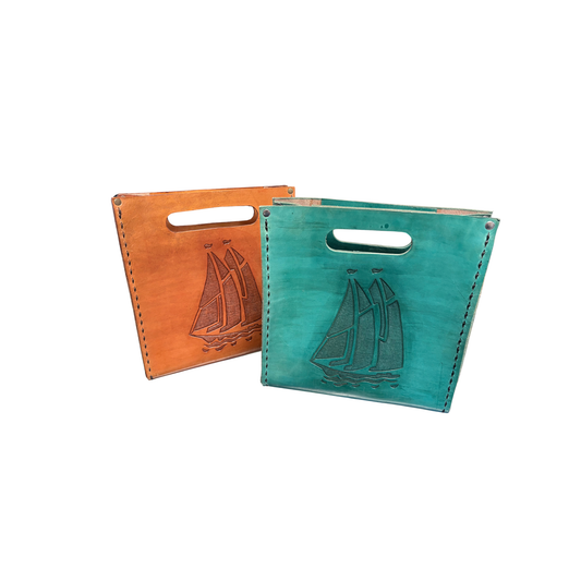 Handmade Leather Schooner Purse